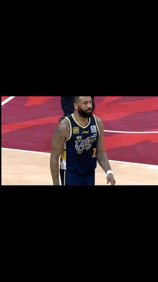 Leyu-篮球比赛出现重大失误，球员受到指责