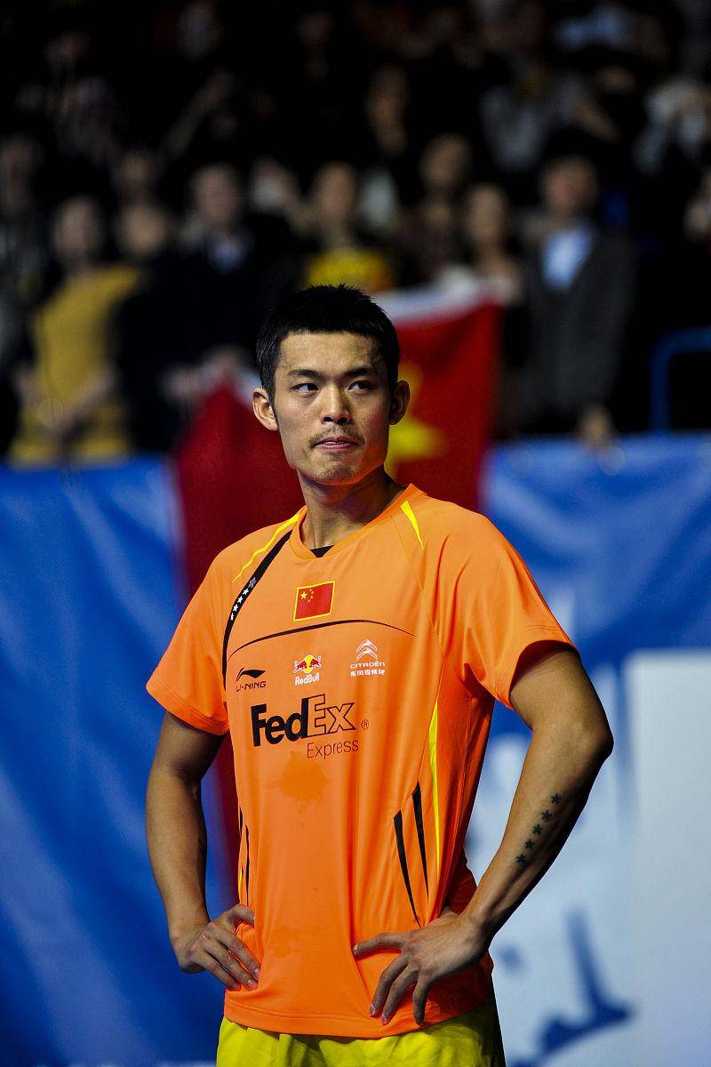 英格兰羽毛球队翻盘日本羽毛球队，林丹打破历史纪录