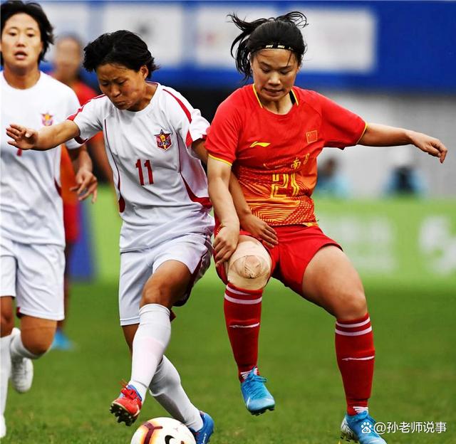 leyu乐鱼体育-女足比赛中球员们团结一心，努力拼搏的简单介绍